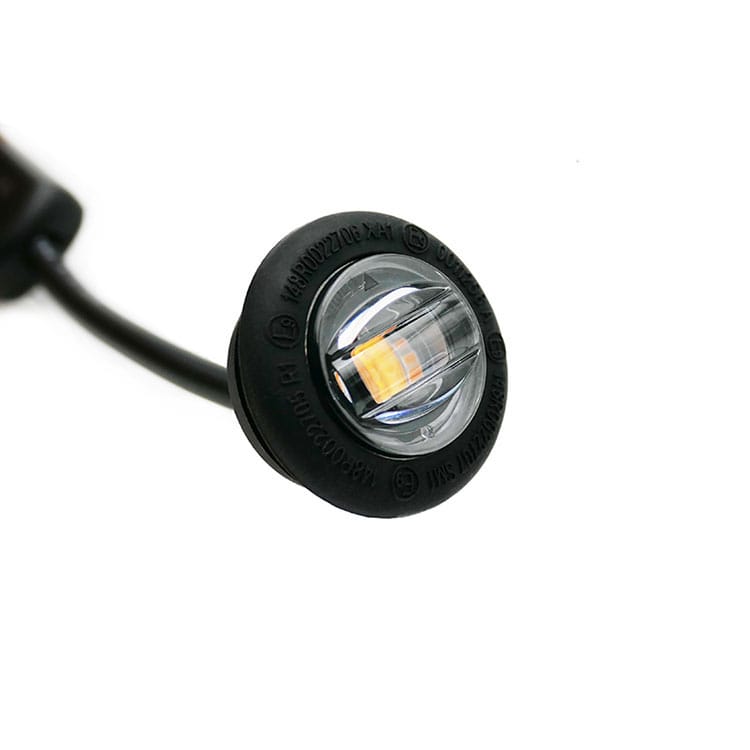LED多機能サイドマーカーは道路上の視認性をどのように向上させるのか